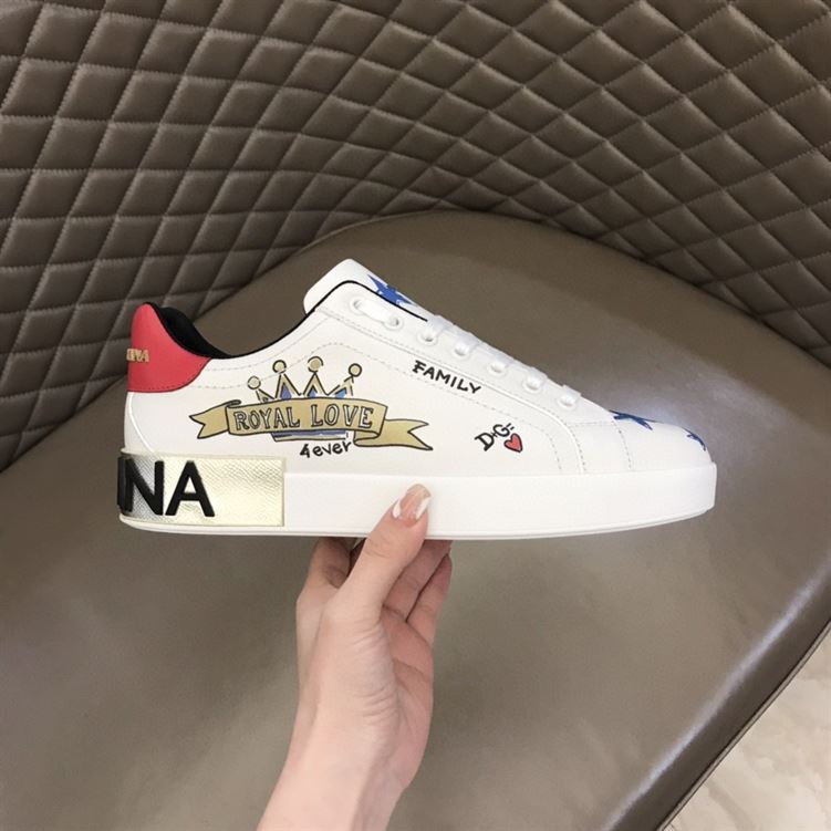 DOLCE & GABBANA LEATHER ROYAL LOVE PRINT SNEAKERS IN WHITE – DG007