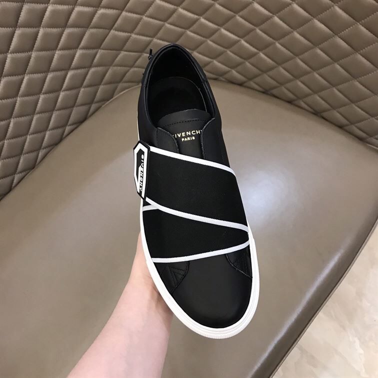GIVENCHY ELASTICATED LOGO STRAP SNEAKERS – GVC005