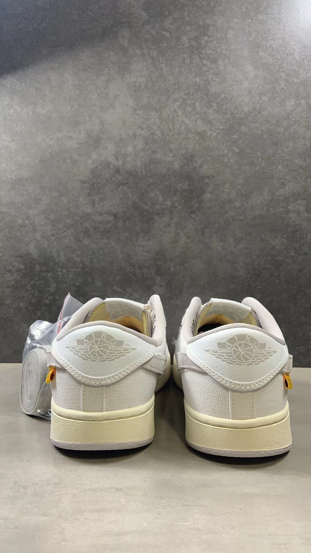 Air Jordan 1 Retro AJKO Low SP Union White Canvas