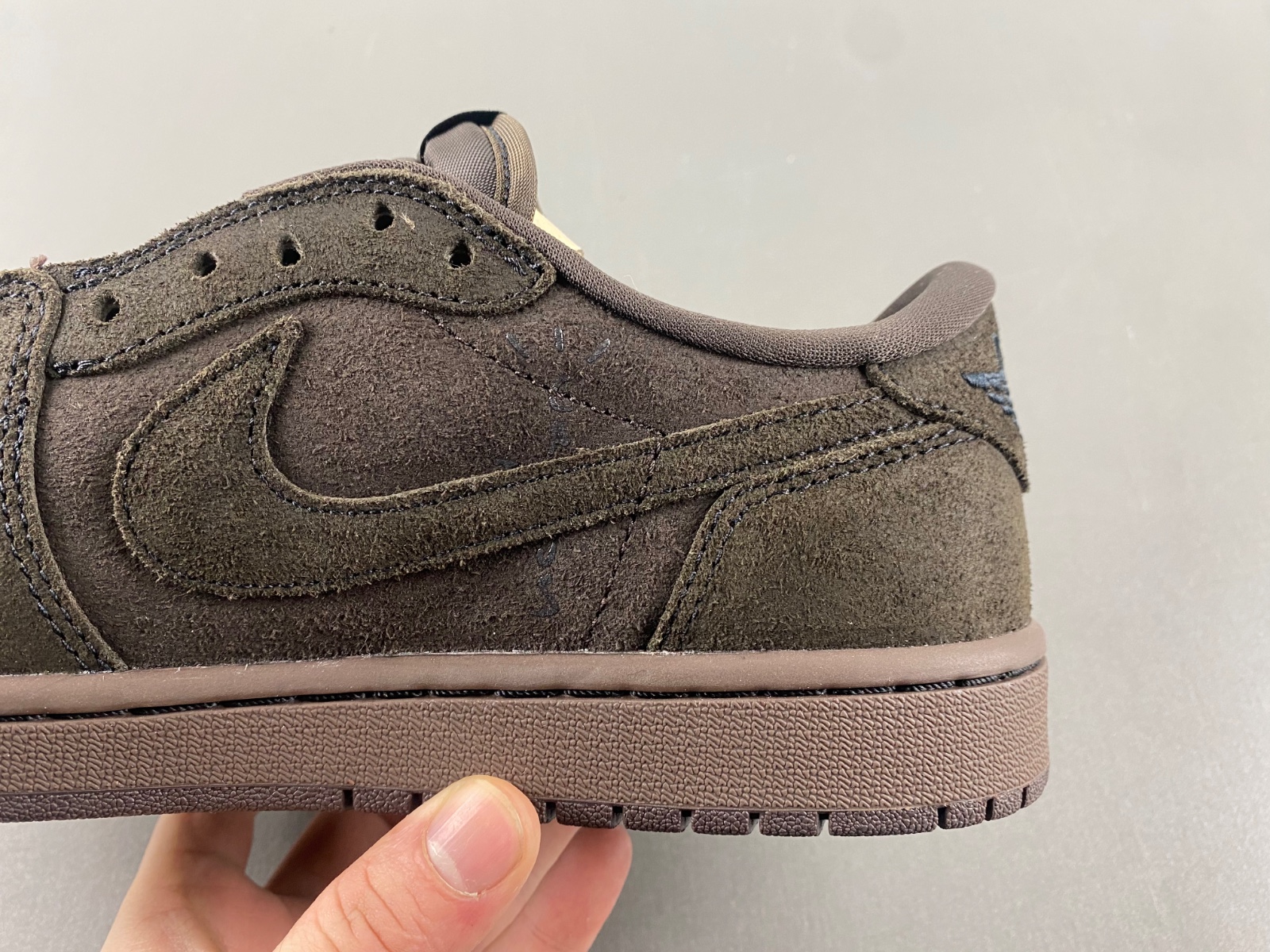 Travis Scott x Air Jordan 1 Retro Low OG SP Velvet Brown