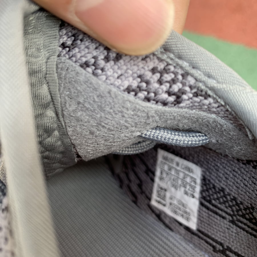 Adidas Yeezy Boost 350 V2