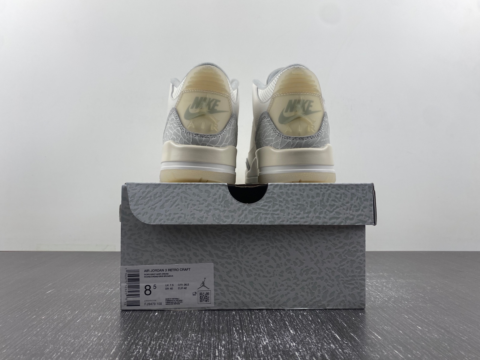 Air Jordan 3 Retro SE Craft Ivory