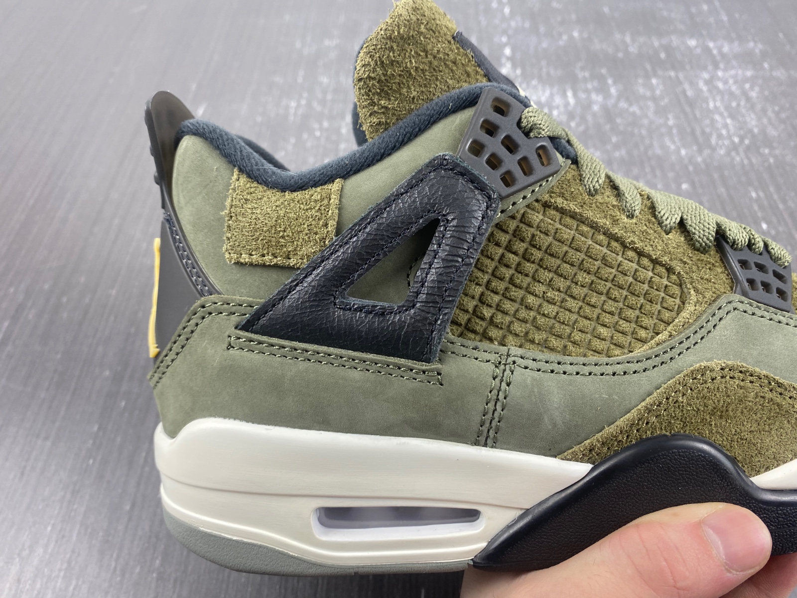 Air Jordan 4 Craft Medium Olive