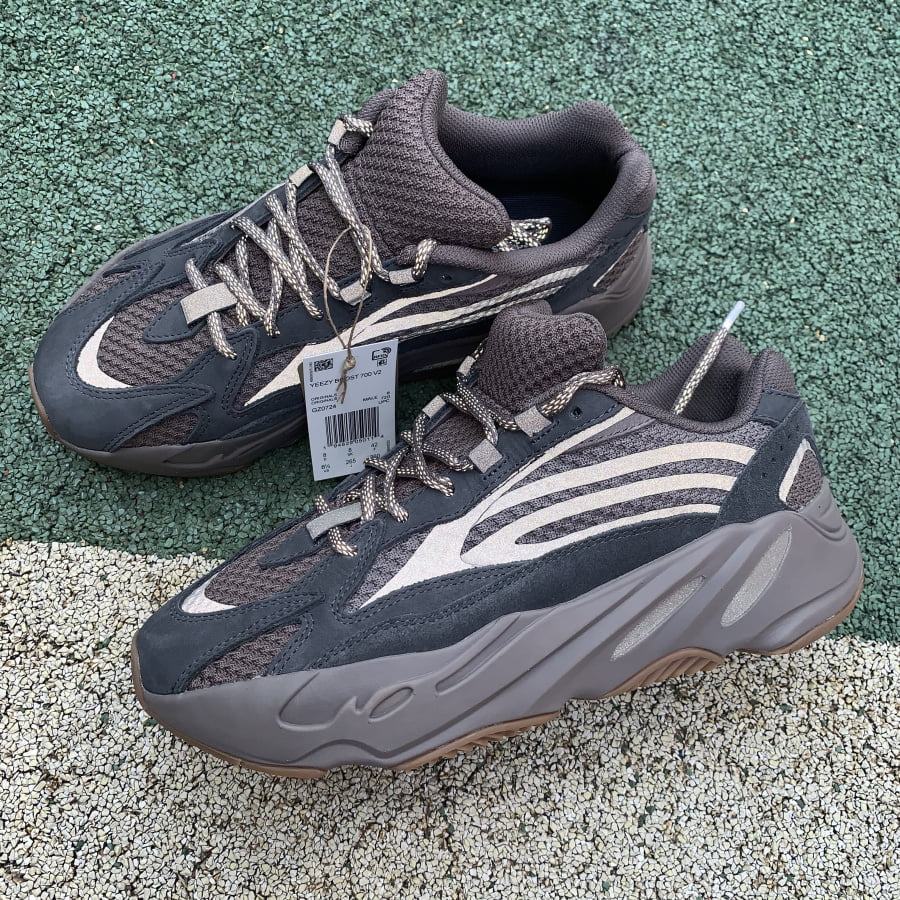 adidas Yeezy Boost 700 V2 Mauve