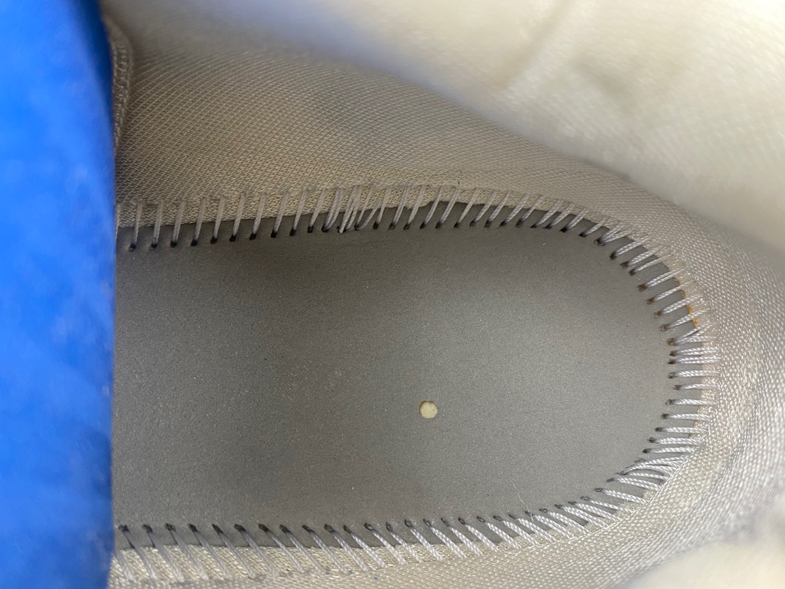 Off-White x Nike Kobe 5 Protro Custom White