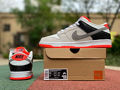 Nike SB Dunk Low Infrared Orange