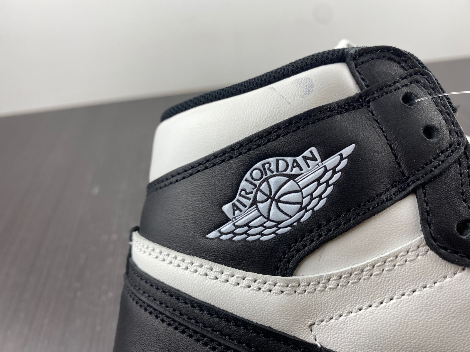 Air Jordan 1 Retro High ’85 OG ‘Black White’