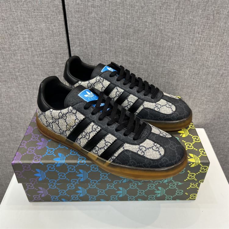 GUCCI X ADIDAS MEN’S GAZELLE SNEAKER – GCC066