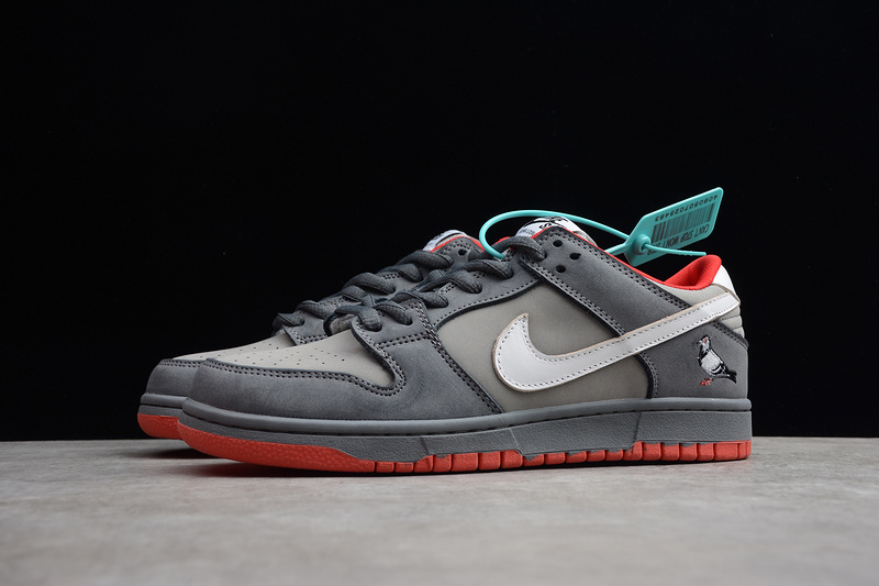 Nike SB Dunk Low Staple NYC Pigeon