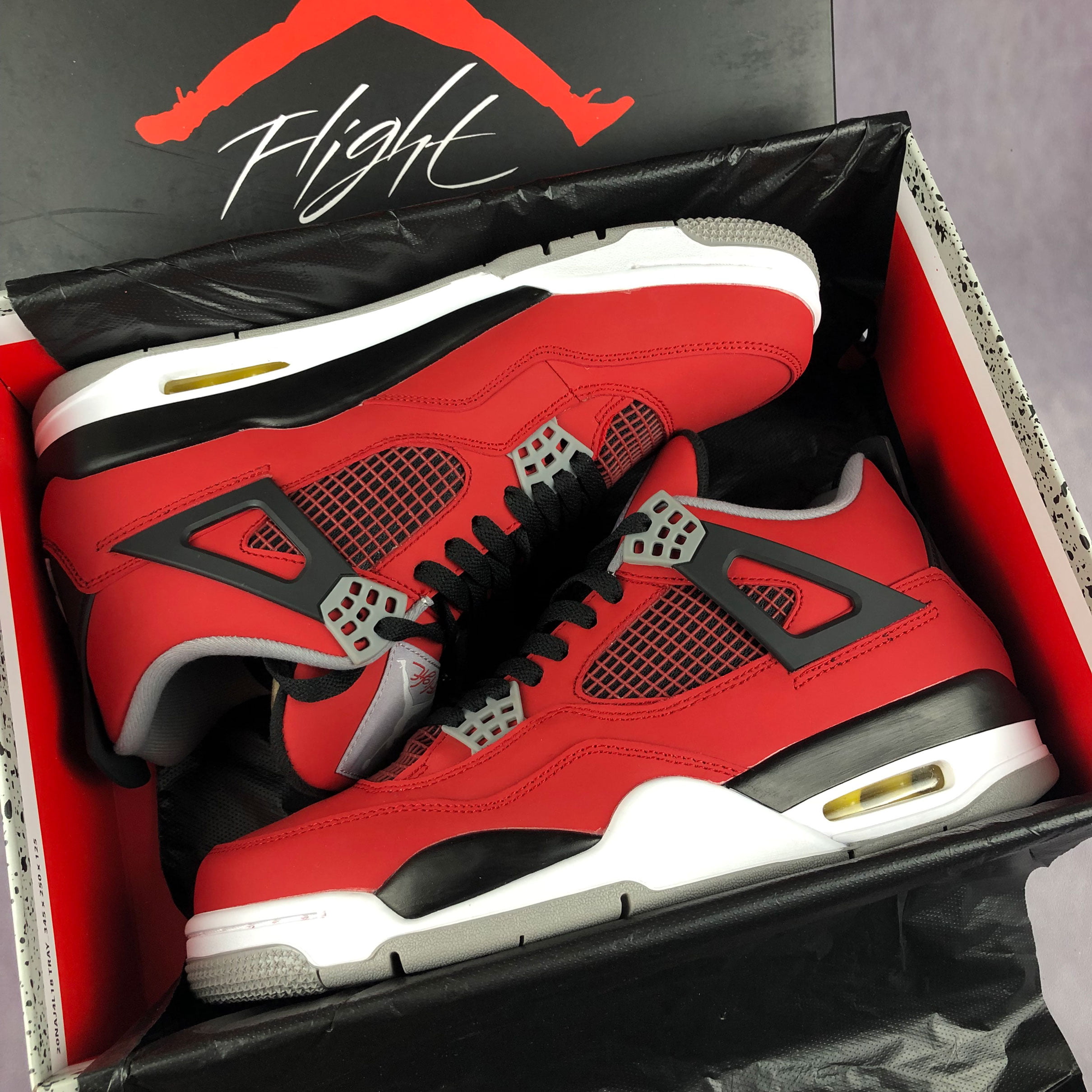 Jordan 4 Retro Toro Bravo