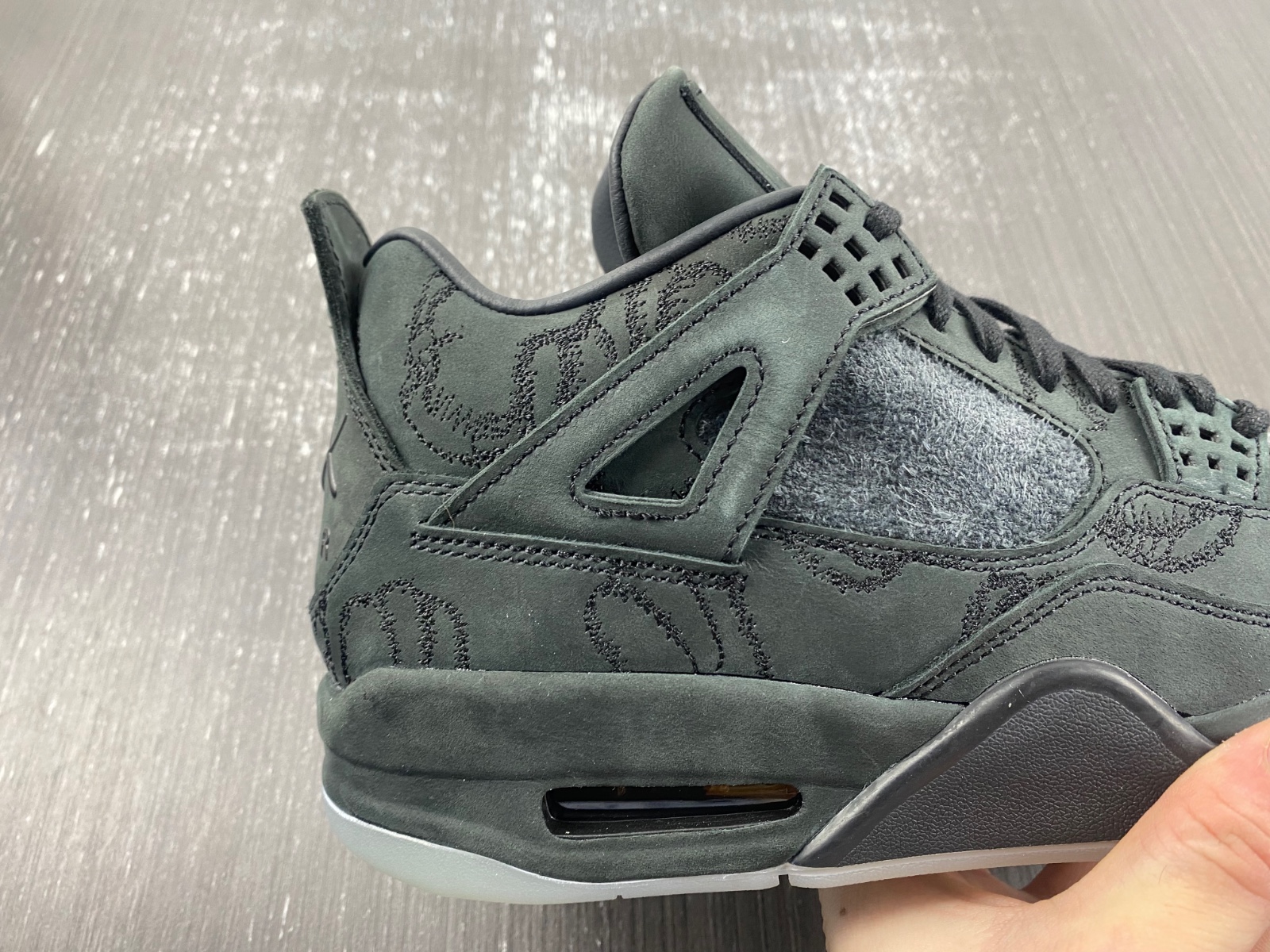 Jordan 4 Retro Kaws Black