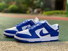 Nike Dunk Low Kentucky