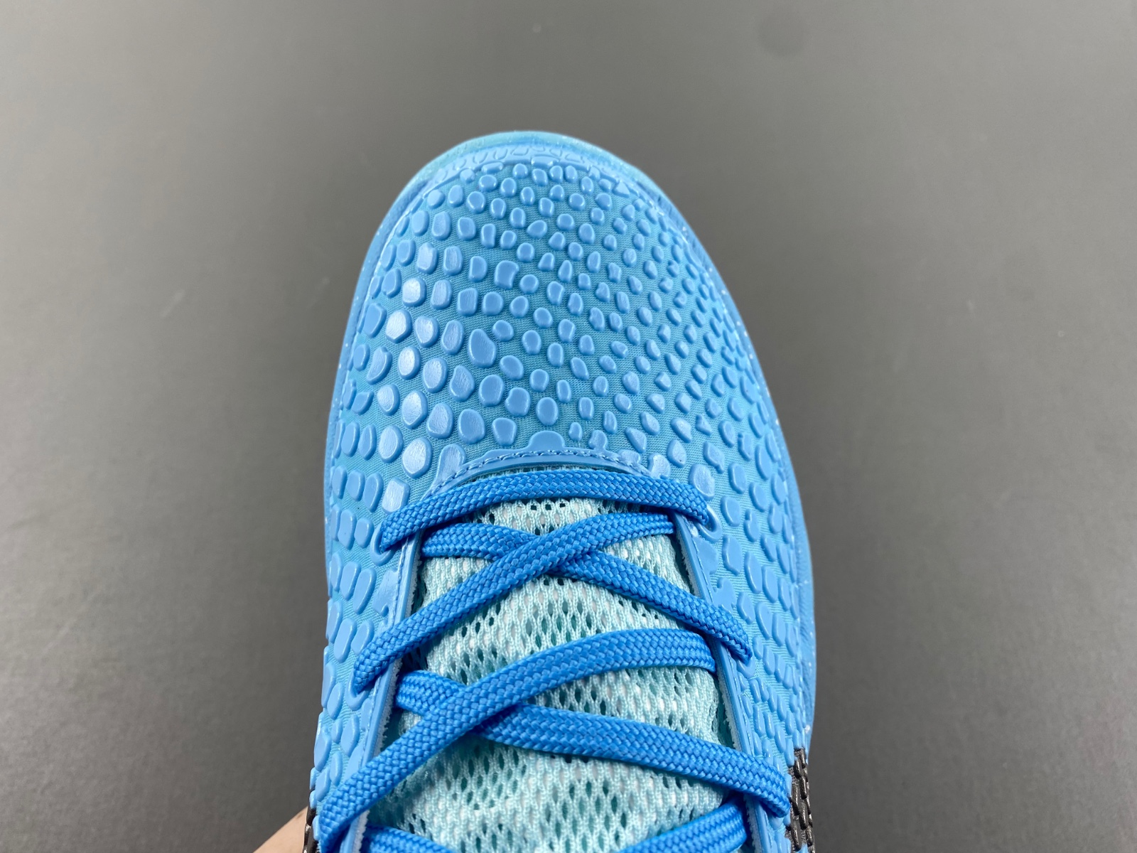 Nike Kobe 6 Ice Grinch Custom