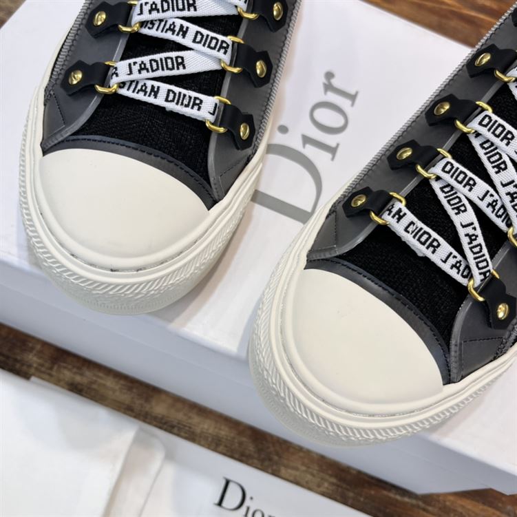 DIOR WALK’N’DIOR SNEAKER – DO118
