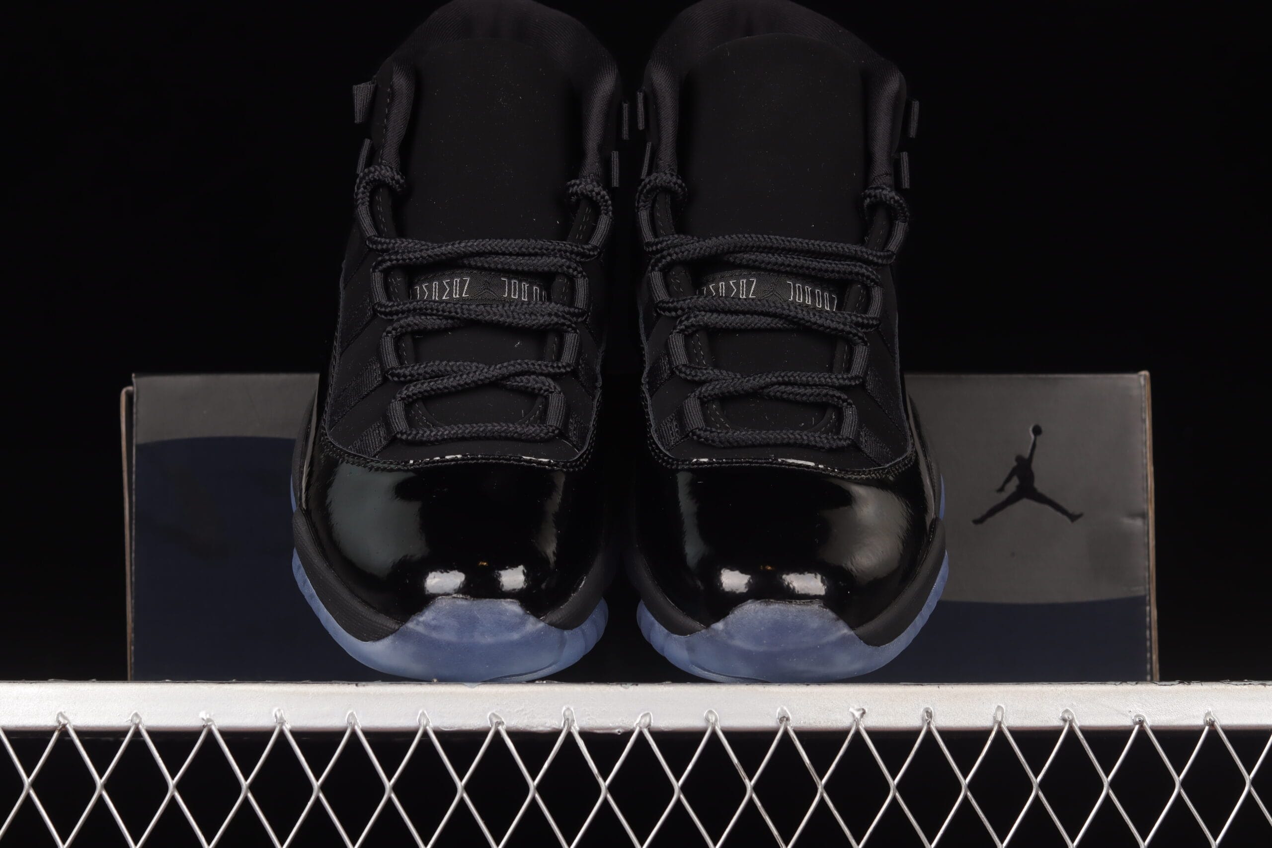 Jordan 11 Retro Cap and Gown