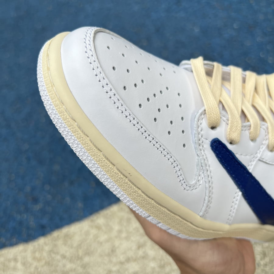Travis Scott Jordan 1 Low White Blue