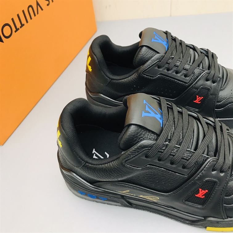 LOUIS VUITTON TRAINER SNEAKER – LVS127