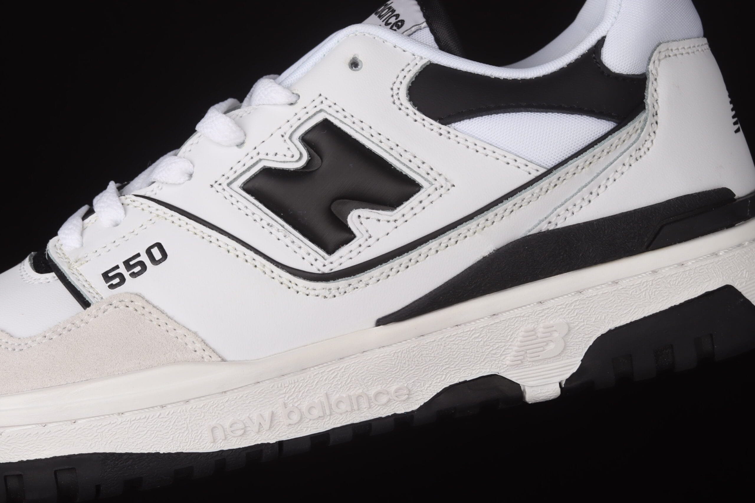 New Balance 550, Sea Salt Black
