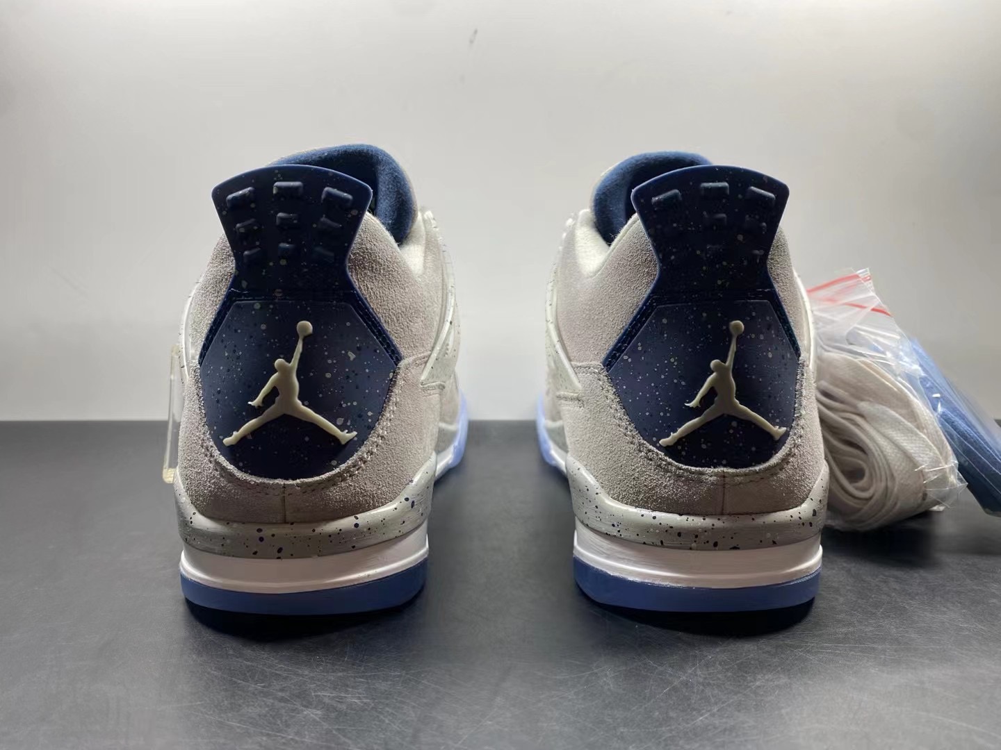 Air Jordan 4 Georgetown PE