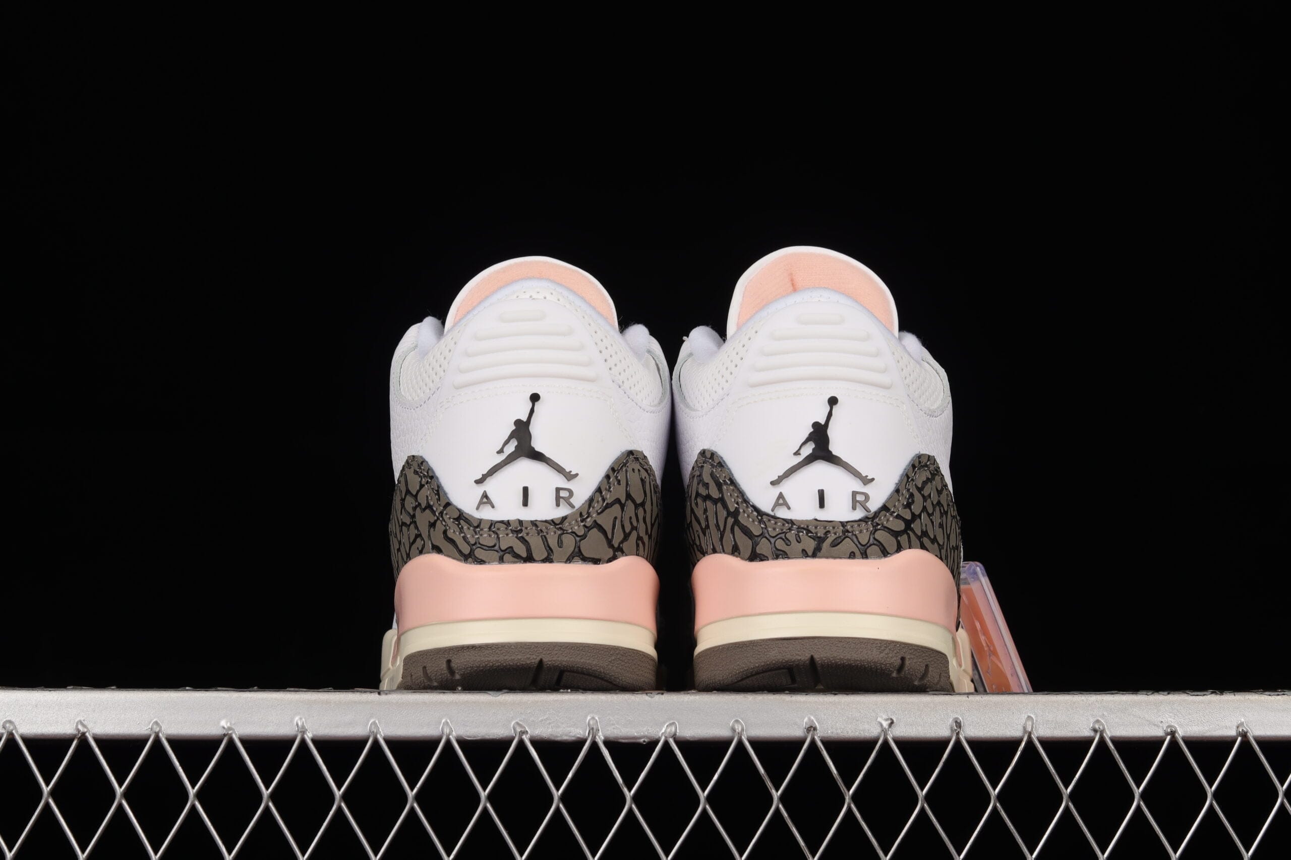 Air Jordan 3 Retro Atmosphere Neapolitan Dark Mocha