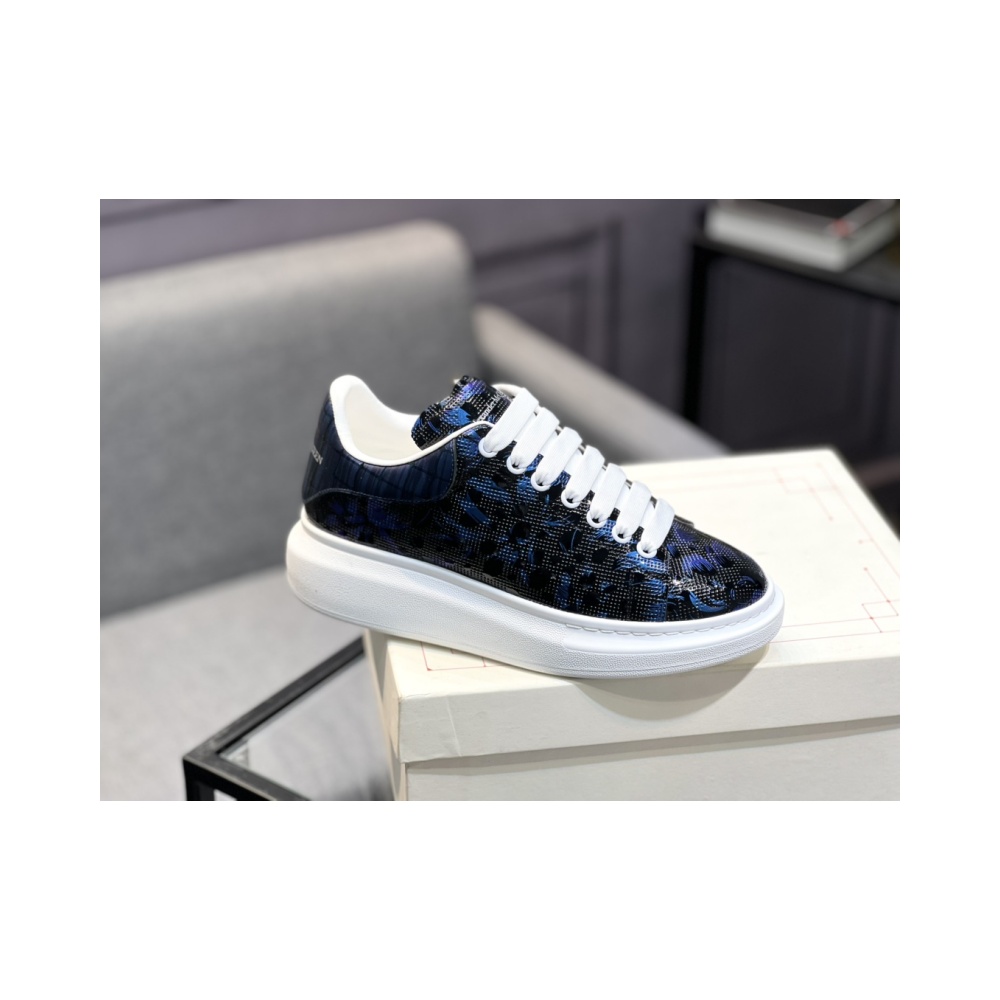 Alexander McQueen classic celebrity hit