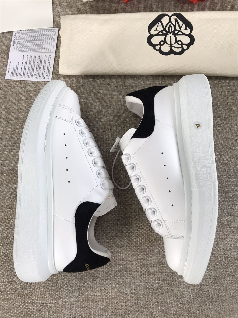 ALEXANDER MCQUEEN SNEAKER – ALD005