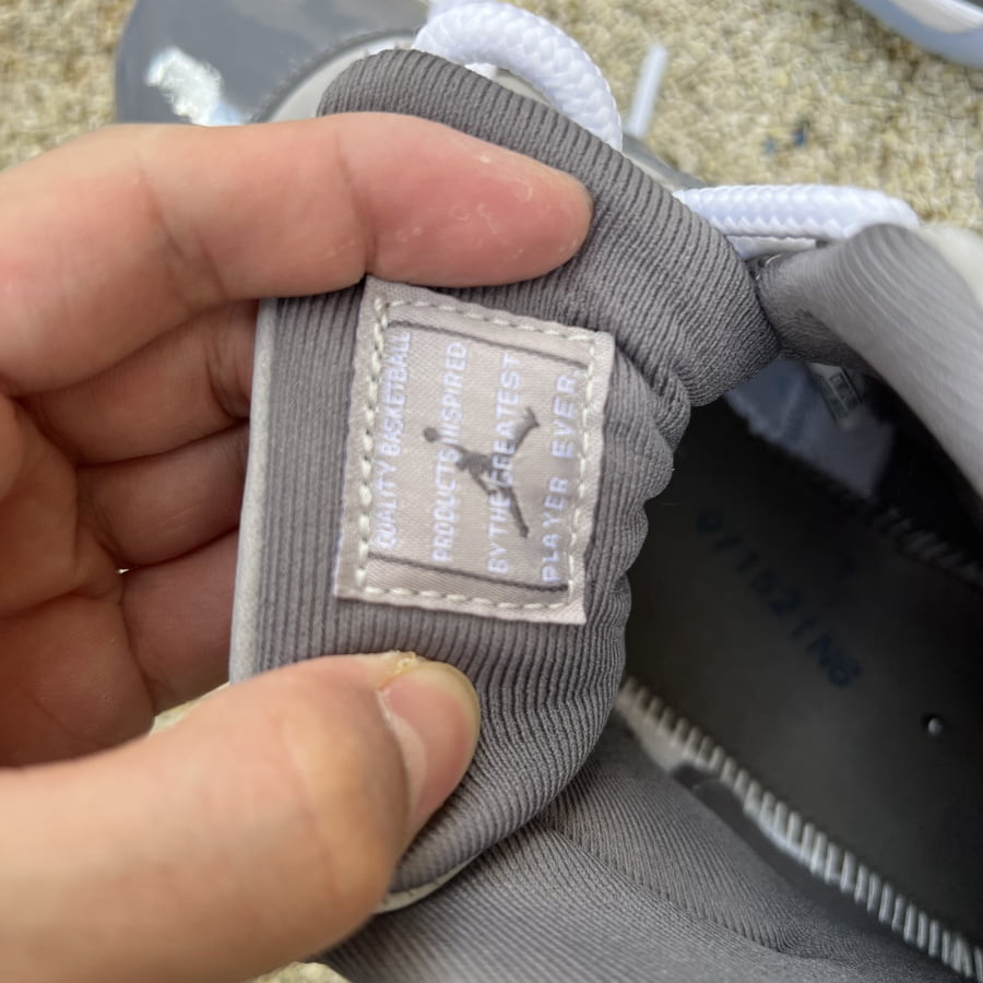 Jordan 11 Retro Cool Grey