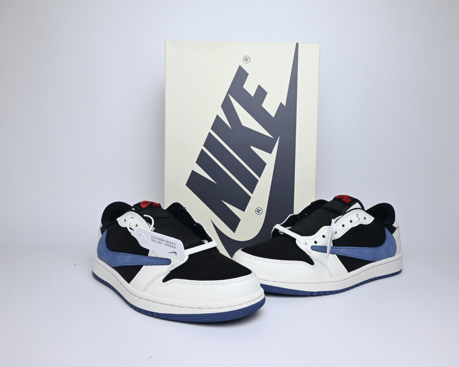 Travis Scott x Air Jordan 1 Blue Black