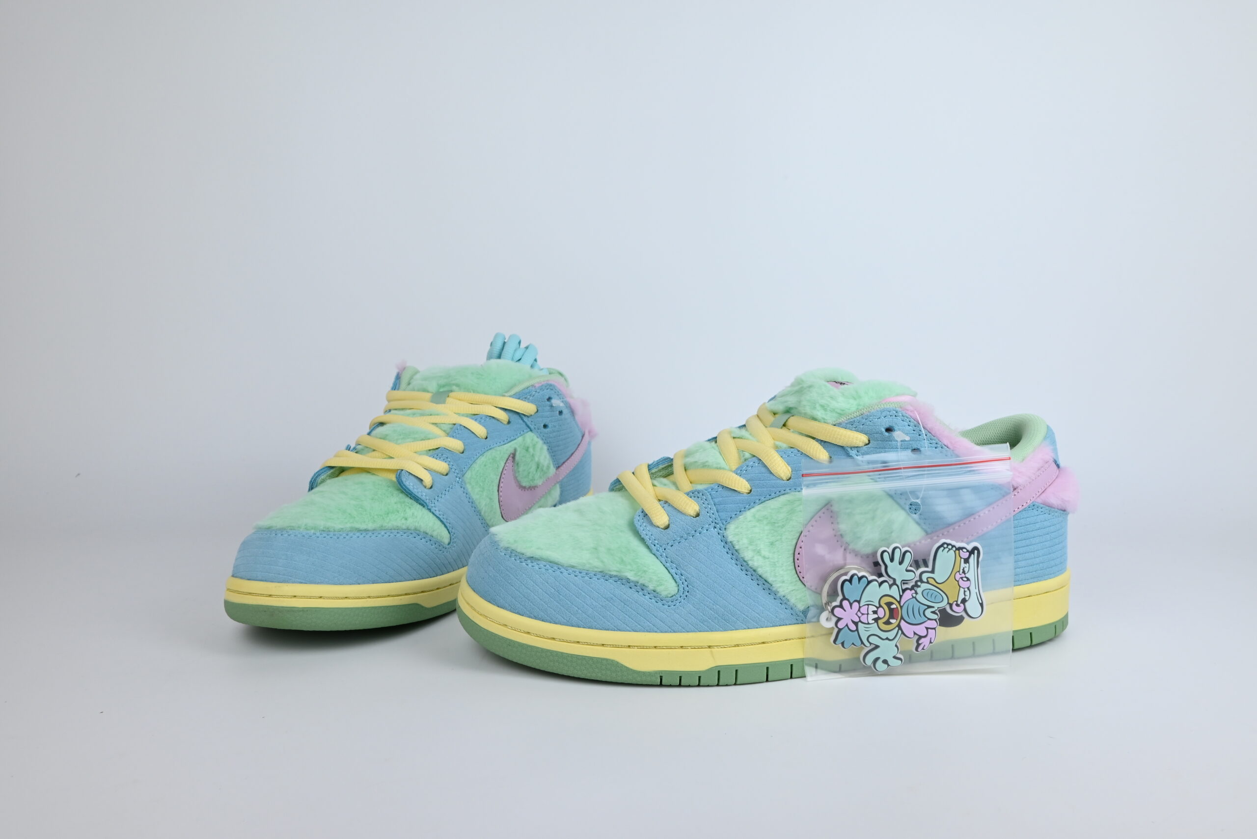 Nike SB Dunk Low Verdy Visty