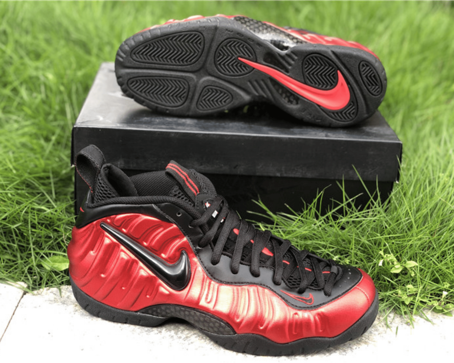 Nike Air Foamposite Pro University Red