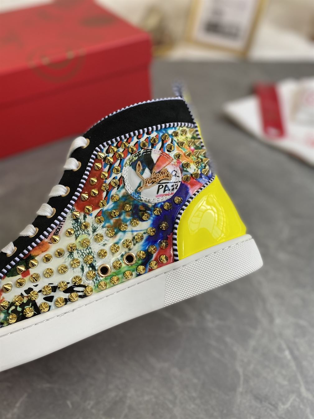 CHRISTIAN LOUBOUTIN HIGH TOP SNEAKER – CLS014