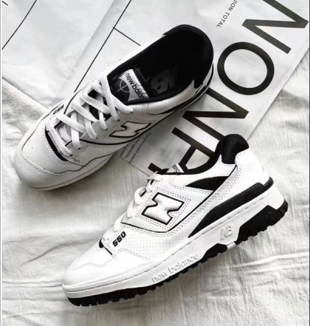 New Balance 550, White Red Black