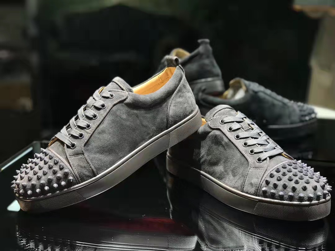Christian Louboutin Louis Junior Spikes Orlato Low-Top Sneakers Gray