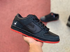 Nike SB Dunk Low Black Pigeon