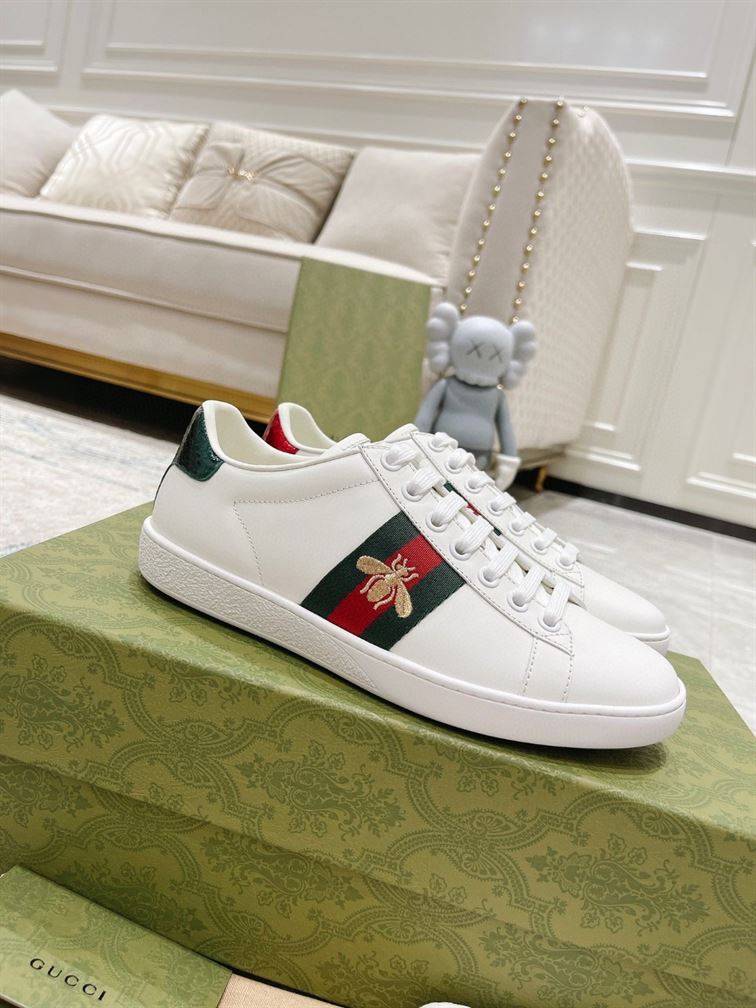 GUCCI ACE SNEAKER WHITE LEATHER WITH BEE – GCC087