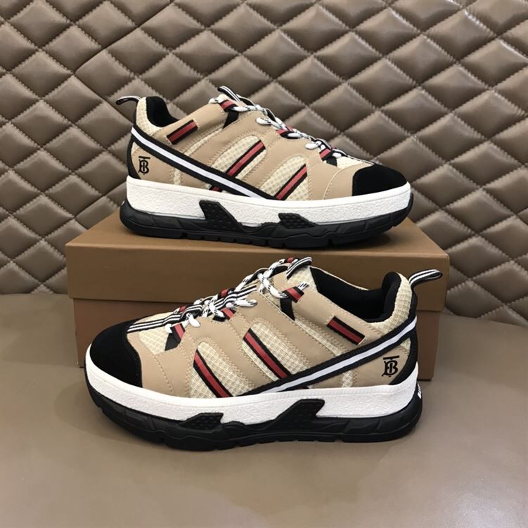 BURBERRY UNION SNEAKERS – BBR018