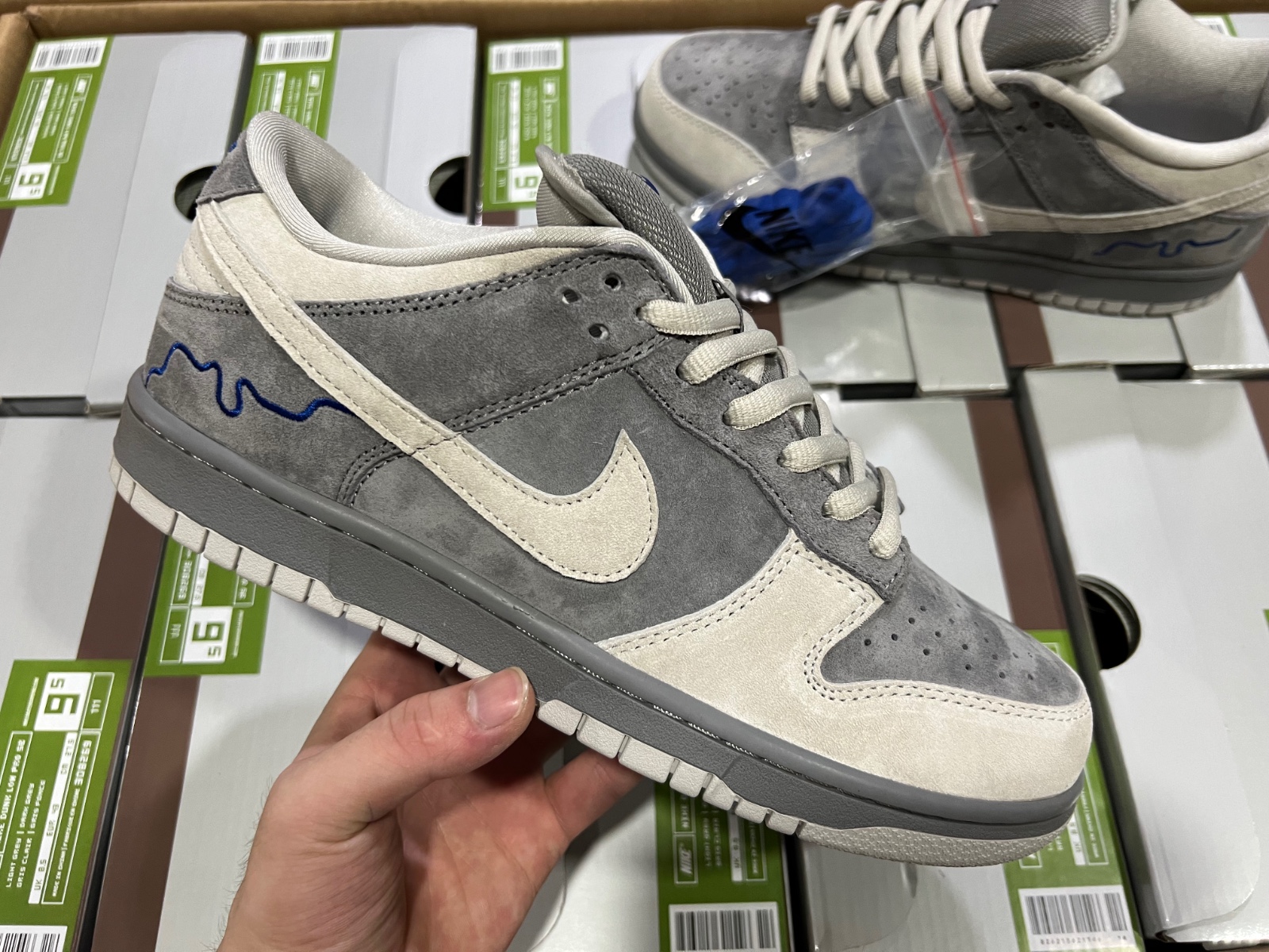 Nike SB Dunk Low London