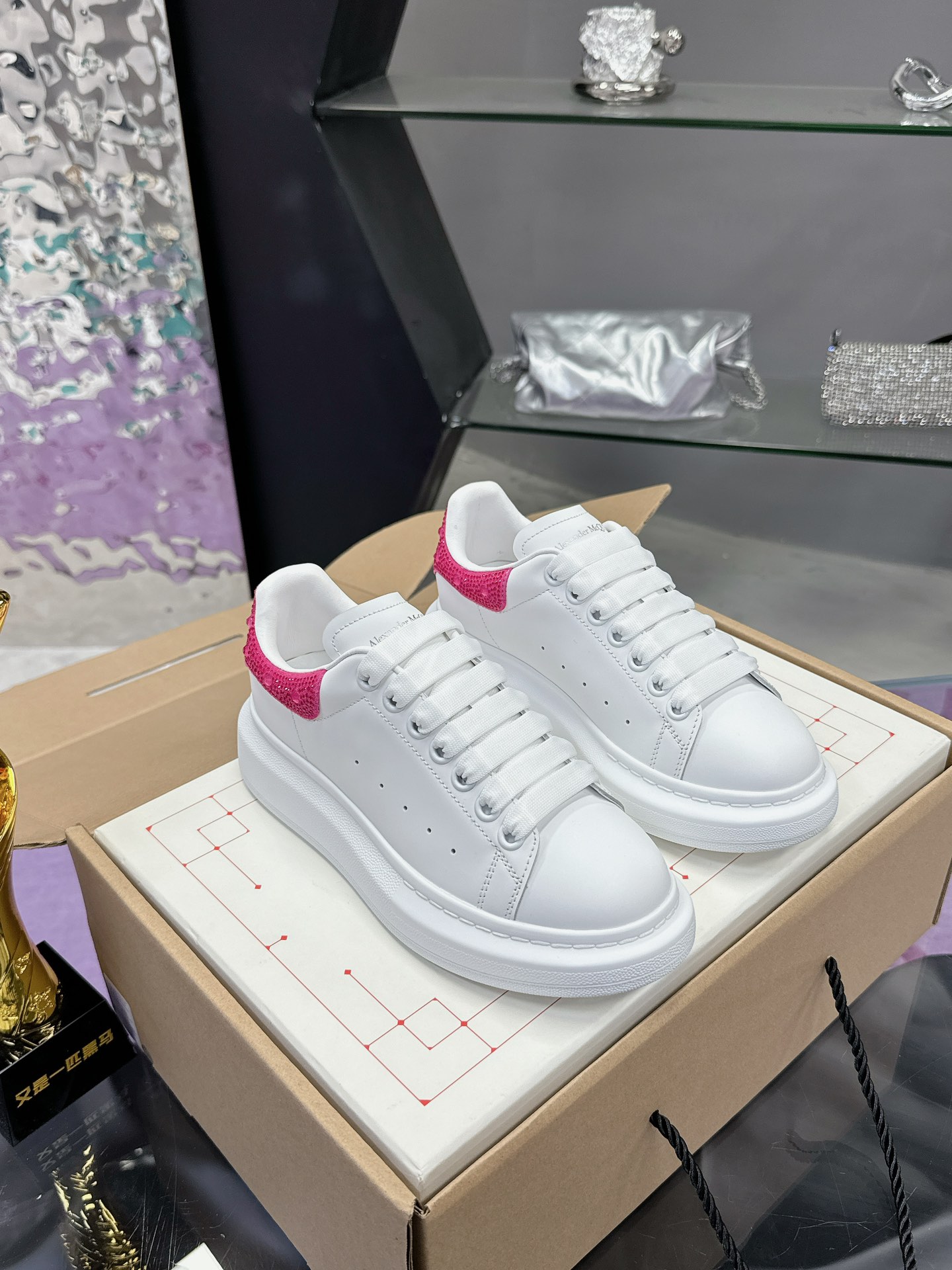 Alexander McQueen Diamond Series❤️