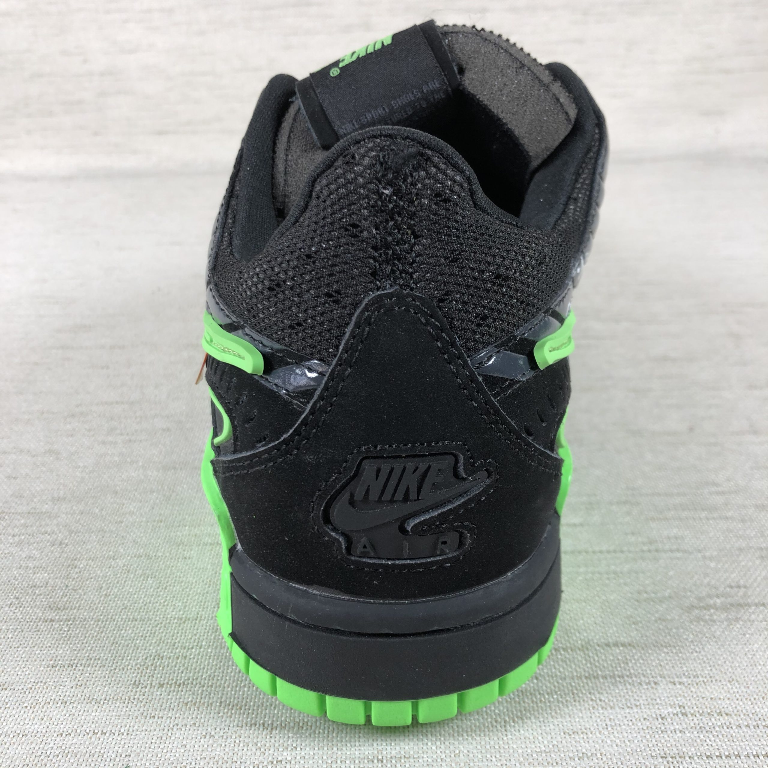 Nike Air Rubber Dunk Off-White Green Strike