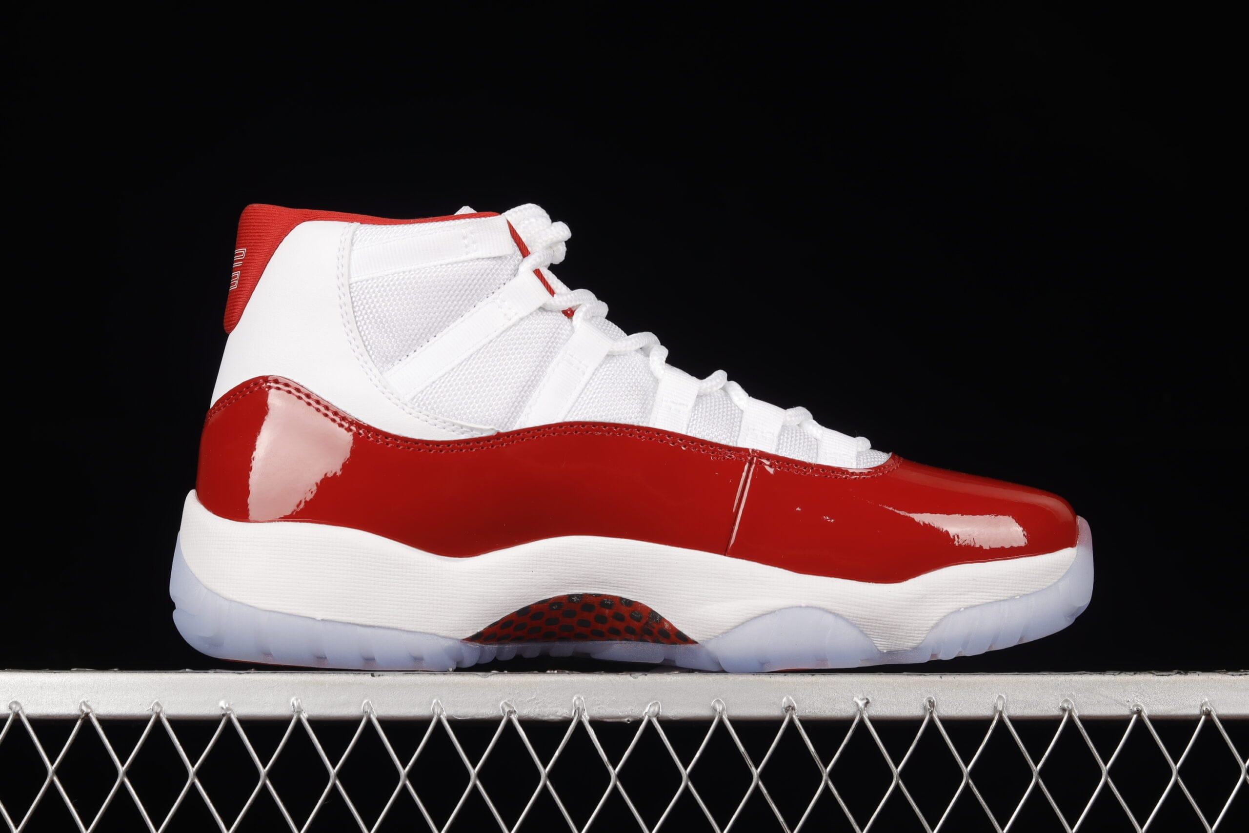 Air Jordan 11 Cherry-White-Varsity Red-Black