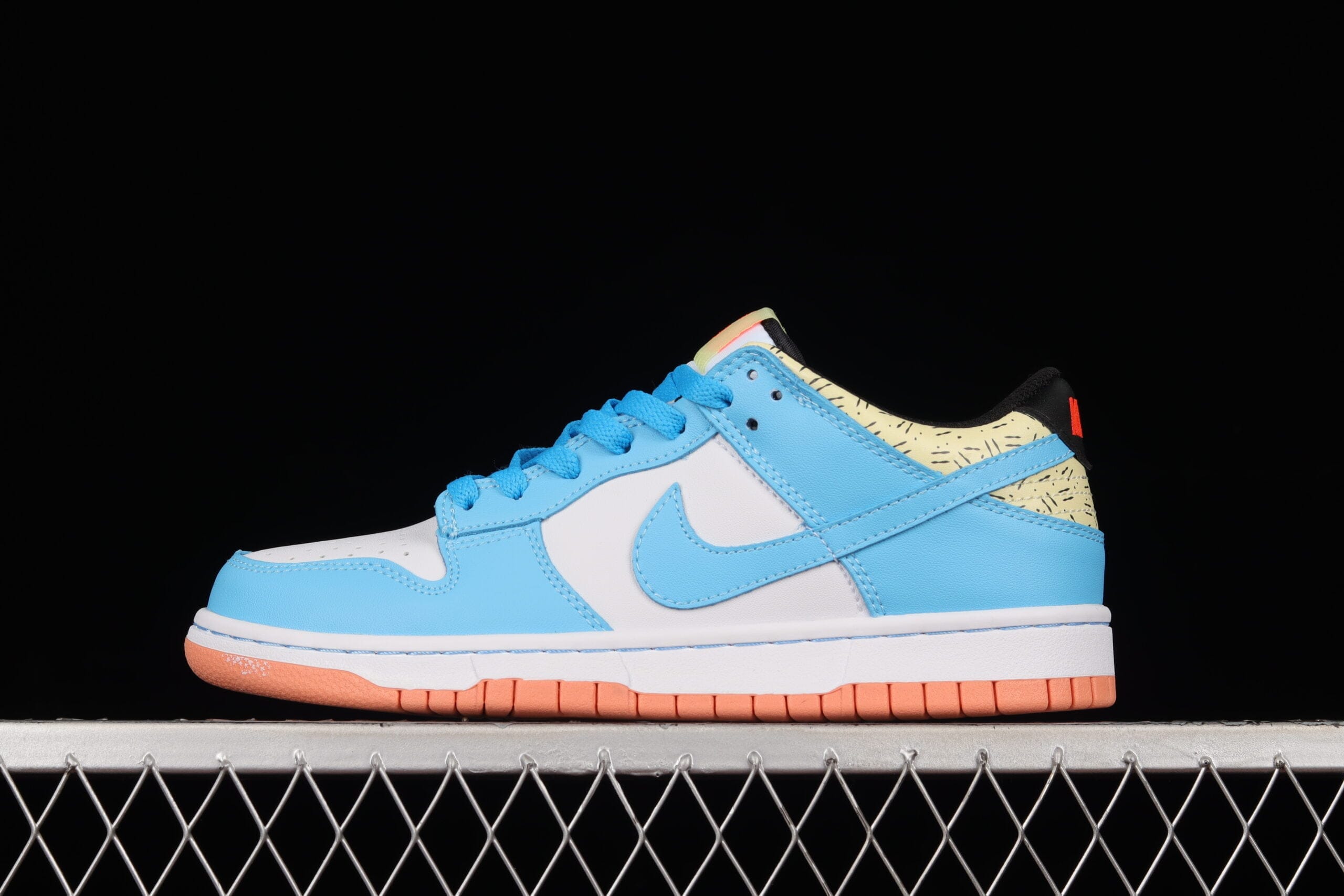Nike Dunk Low Kyrie Irving Baltic Blue (GS)