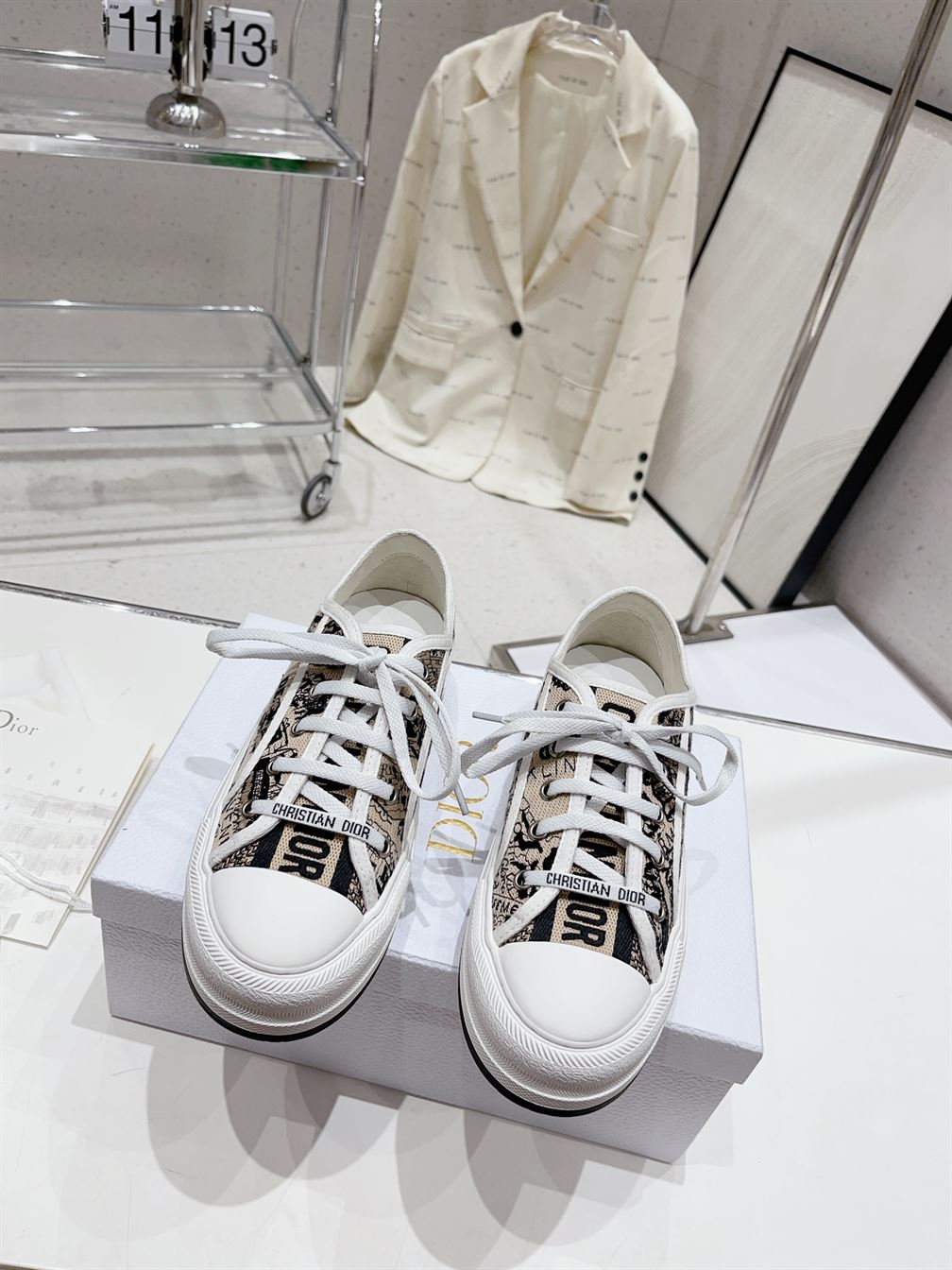 DIOR WALK’N’DIOR PLATFORM SNEAKER – DO111