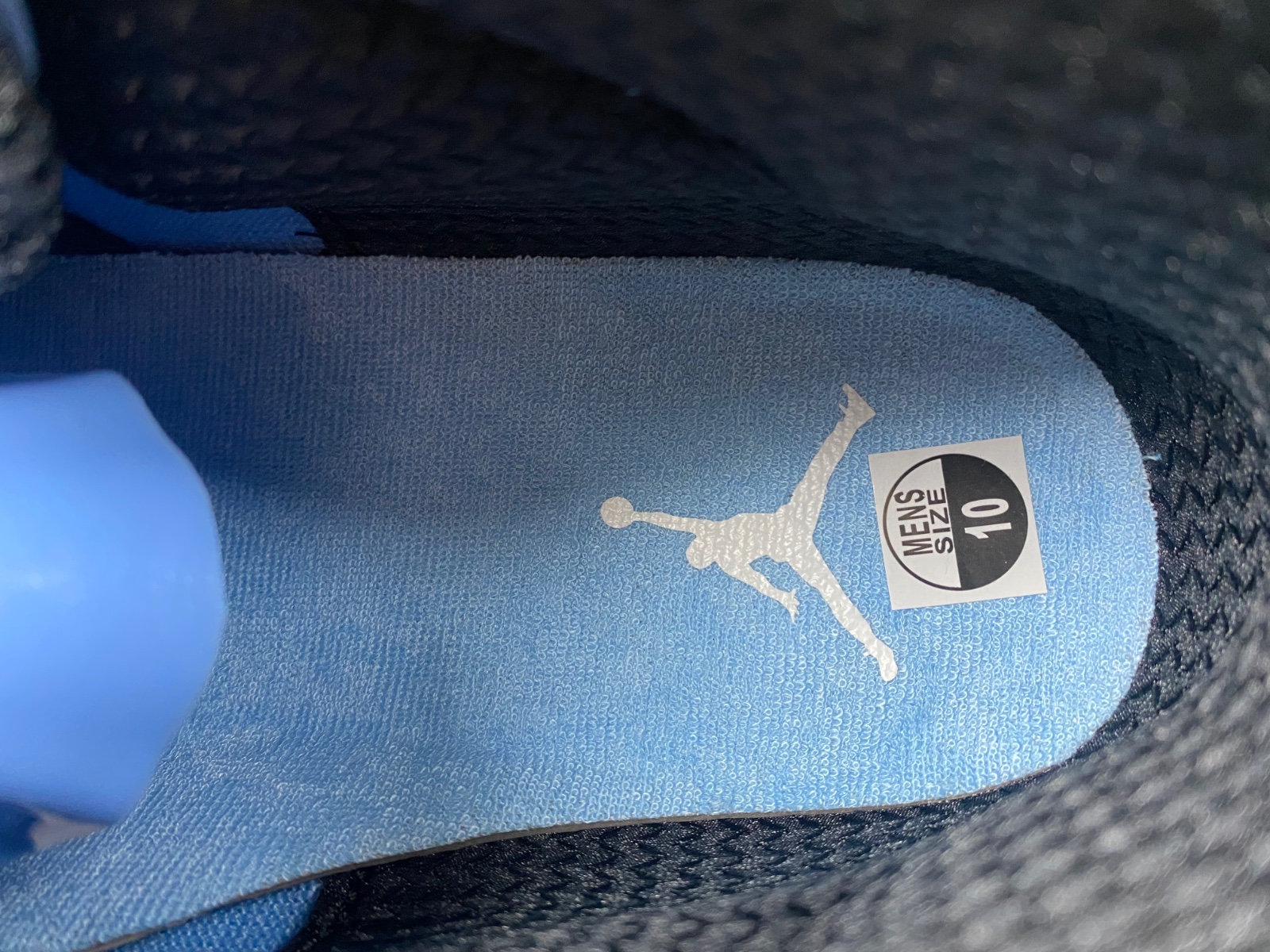 Air Jordan 11 Retro ‘Pantone’