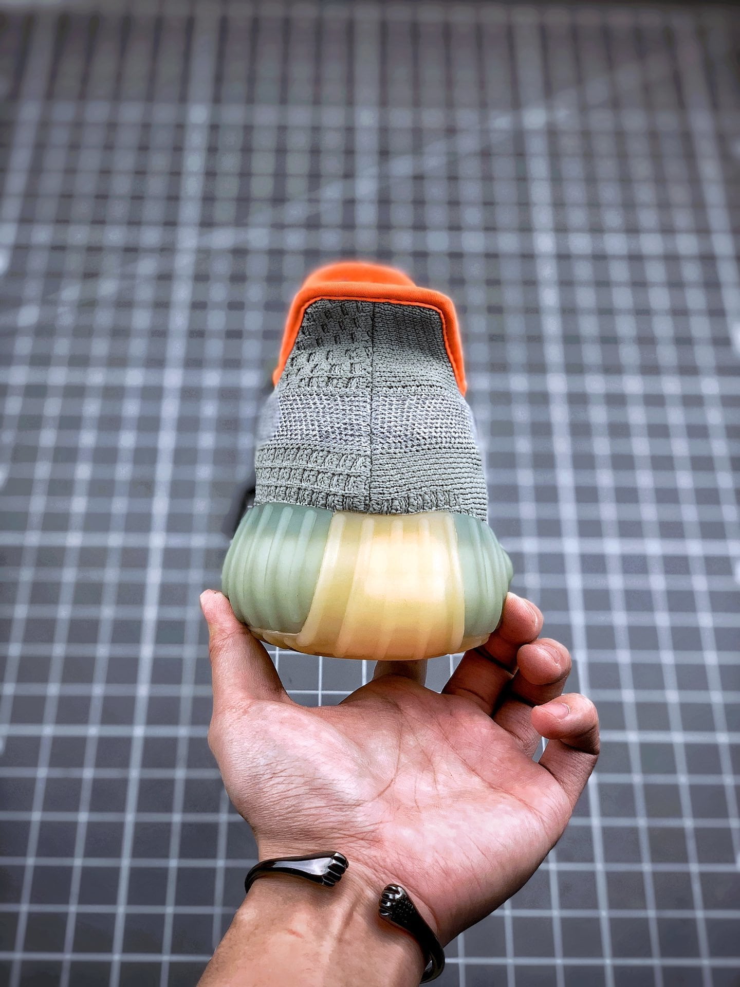 Adidas Yeezy 350 Boost V2 “Desert Sage”3M FX9035