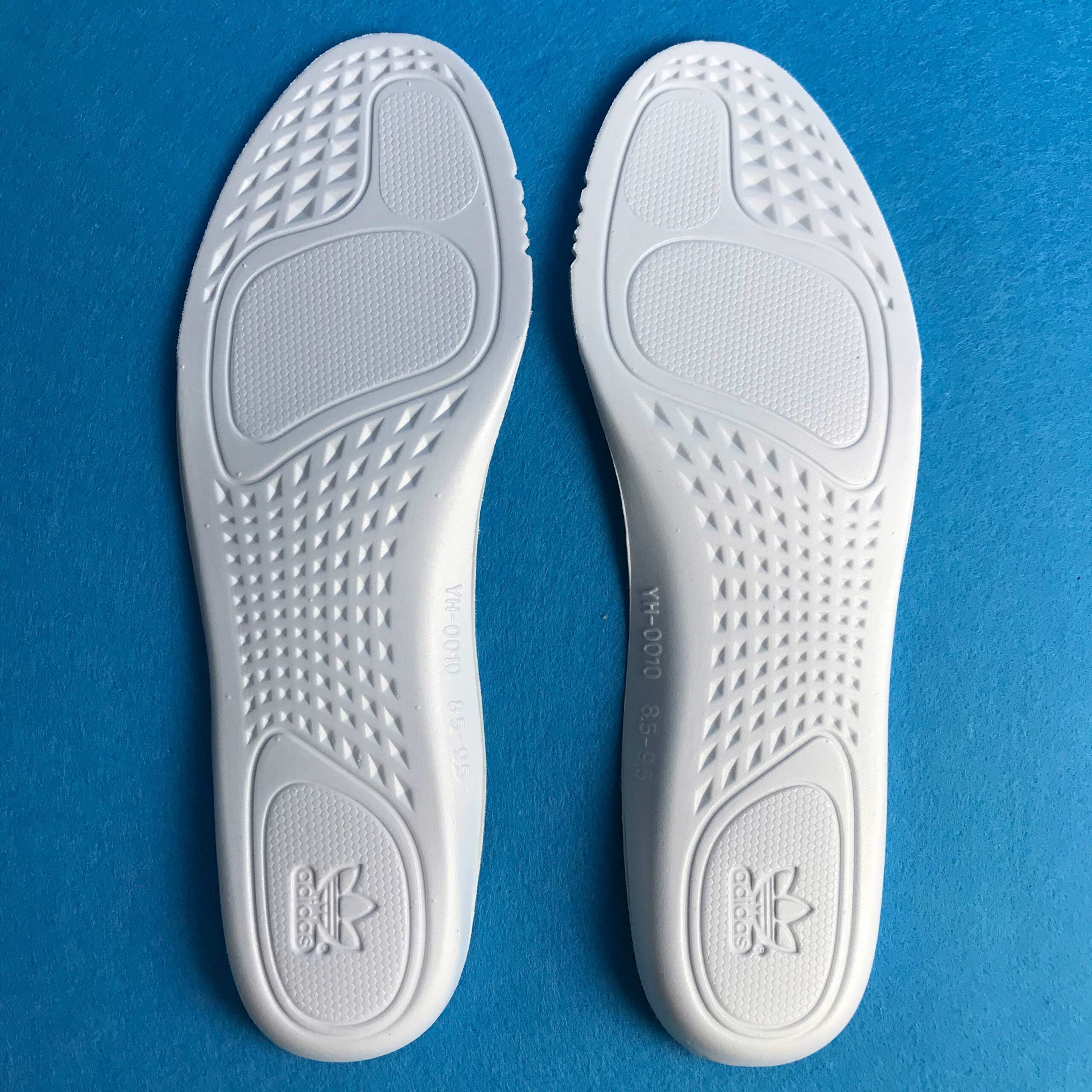 adidas Yeezy Boost 350 V2 Ash Pearl