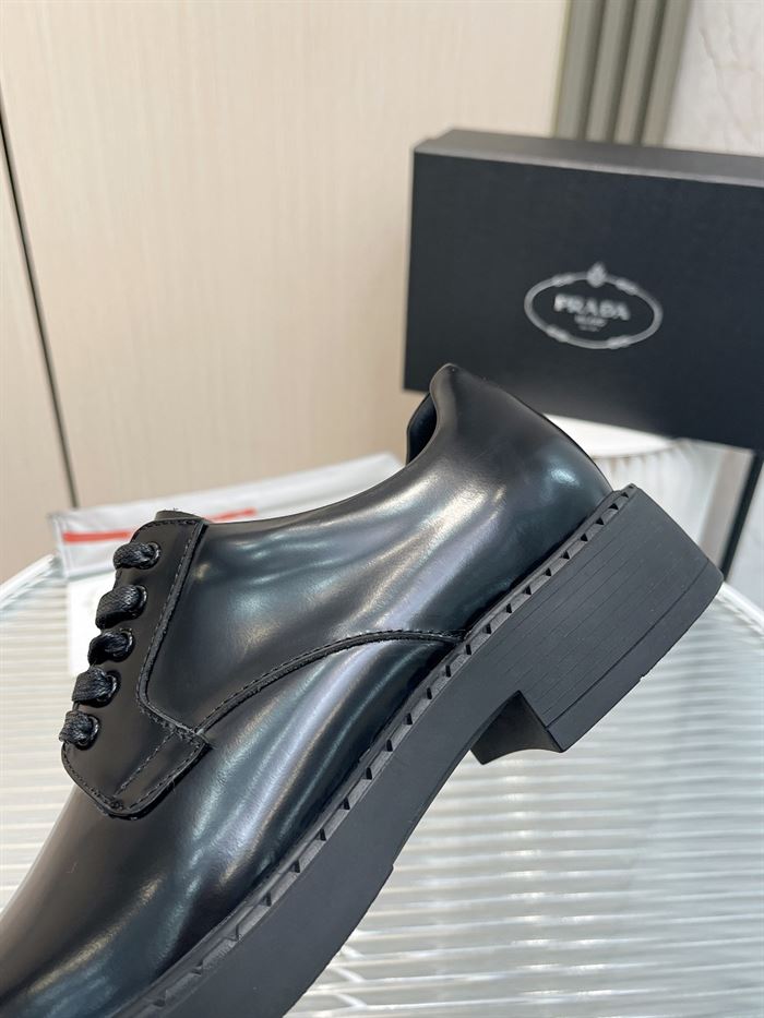 PRADA MONOLITH BRUSHED LEATHER DERBY SHOES – PRS038