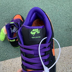 Nike SB Dunk Low Night of Mischief Halloween
