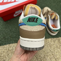 Nike Dunk Low size Dark Driftwood