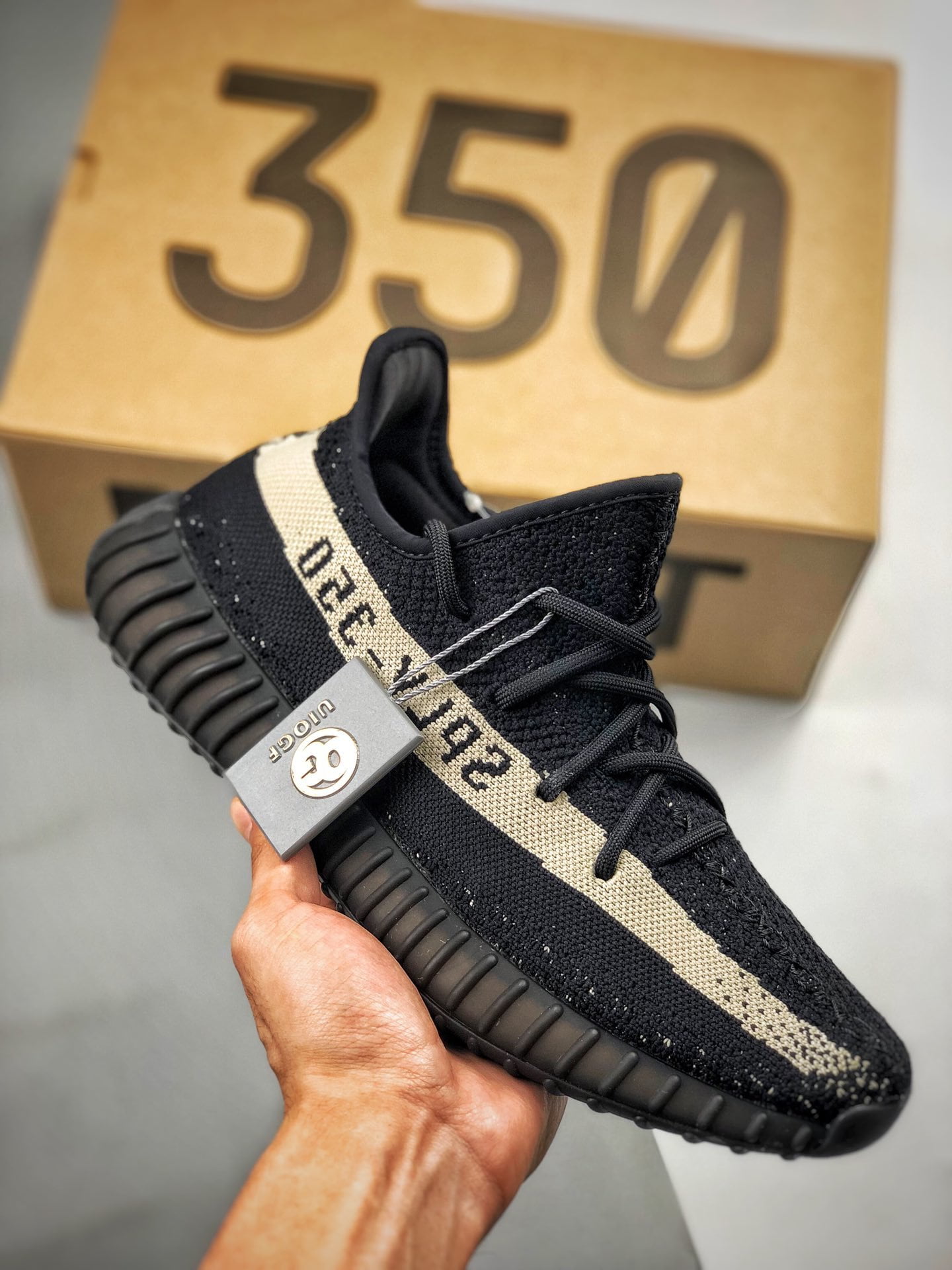 Adidas Yeezy Boost 350 V2 Core Black White