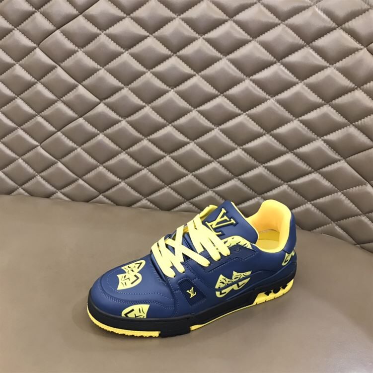 LOUIS VUITTON TRAINER SNEAKER – LVS075